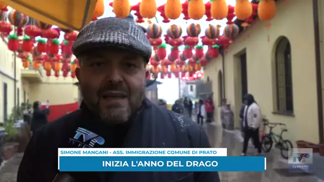 Con il suono della campana è iniziato l'anno del Drago