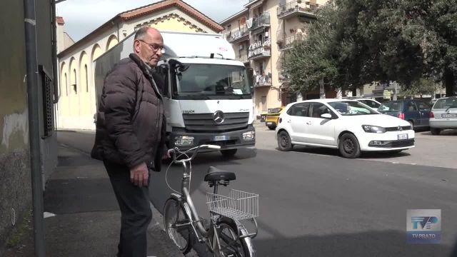 Inchiesta strade, via San Paolo disseminata di rifiuti