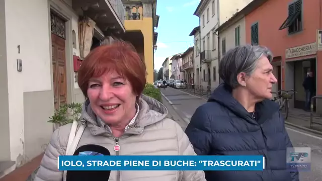 Strade piene di buche a Iolo, protestano i residenti: 