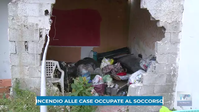 Incendio alle case comunali di via del Purgatorio occupate abusivamente