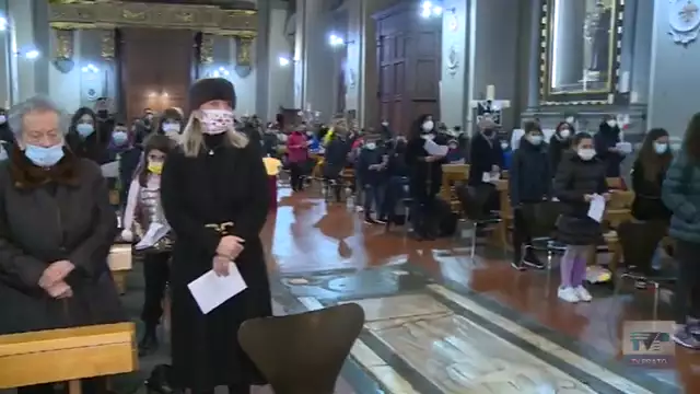 Il Vescovo incontra i bambini per la catechesi sul Natale