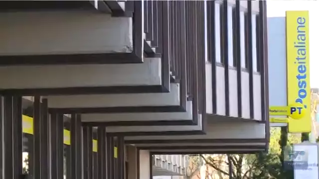 Tre mesi di posta in un giorno: la denuncia di due cittadini