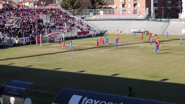 Serie D,  A.  Carpi -  Prato 2-1 ( azioni salienti e interviste)