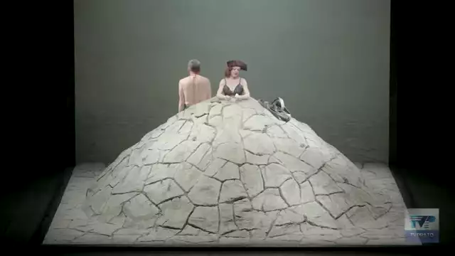 Civica porta i Giorni felici di Beckett al Metastasio