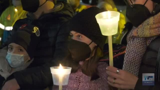 Camminata per la pace: a Poggio a Caiano sfila la grande bandiera della Marcia Perugia-Assisi