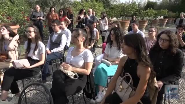 Il Rotary club Filippo Lippi premia i maturandi più brillanti della città