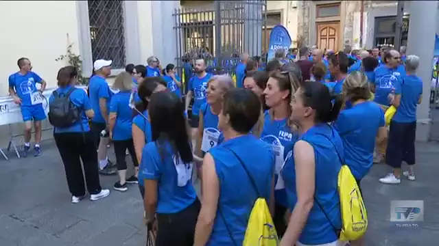 Torna la Sunset Run dei commercialisti: in 450 corrono per l'Ucraina