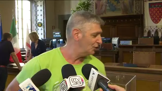 la coppa del mondo in mostra a prato