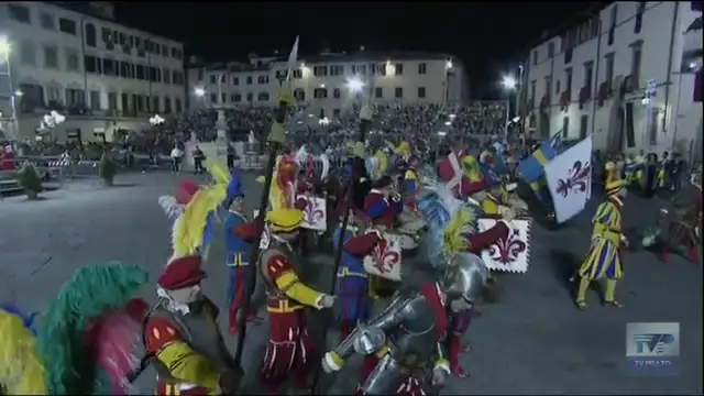 L'inedito saluto di Firenze alla città di Prato al Corteggio storico