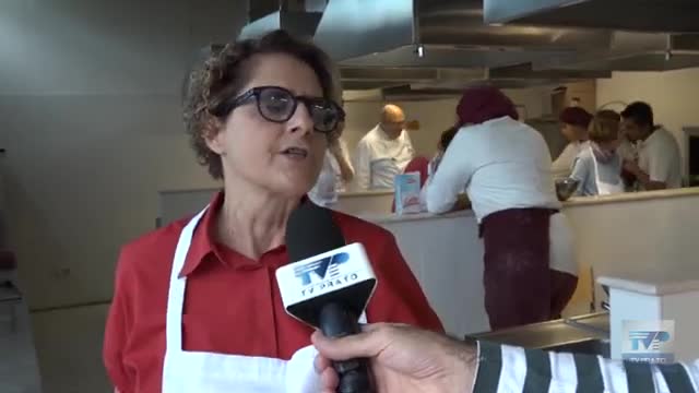 Occhio stasera cucino io, il corso di cucina per non vedenti al Datini