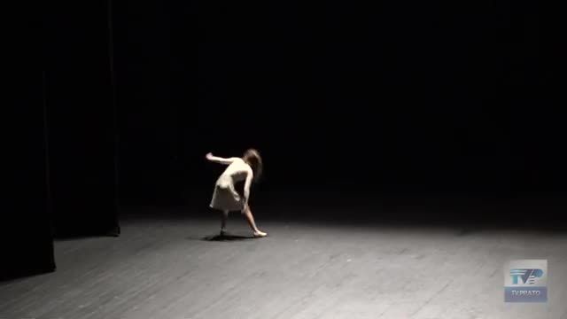 Il Dorian Gray che non ti aspetti: studenti alla scoperta del Politeama con le cuffie Silent System