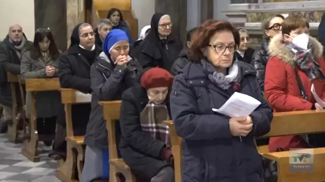 Adorazione eucaristica in riparazione del furto sacrilego