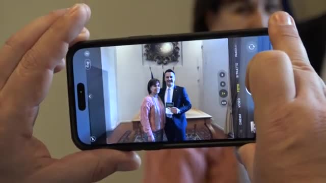 il consigliere stanasel giura sulla Costituzione e ottiene la cittadinanza italiana