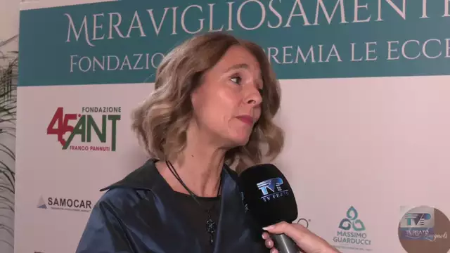 Meravigliosamente donna Ant