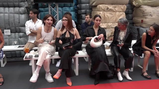 La moda sostenibile, sfilata per i 103 anni di Comistra