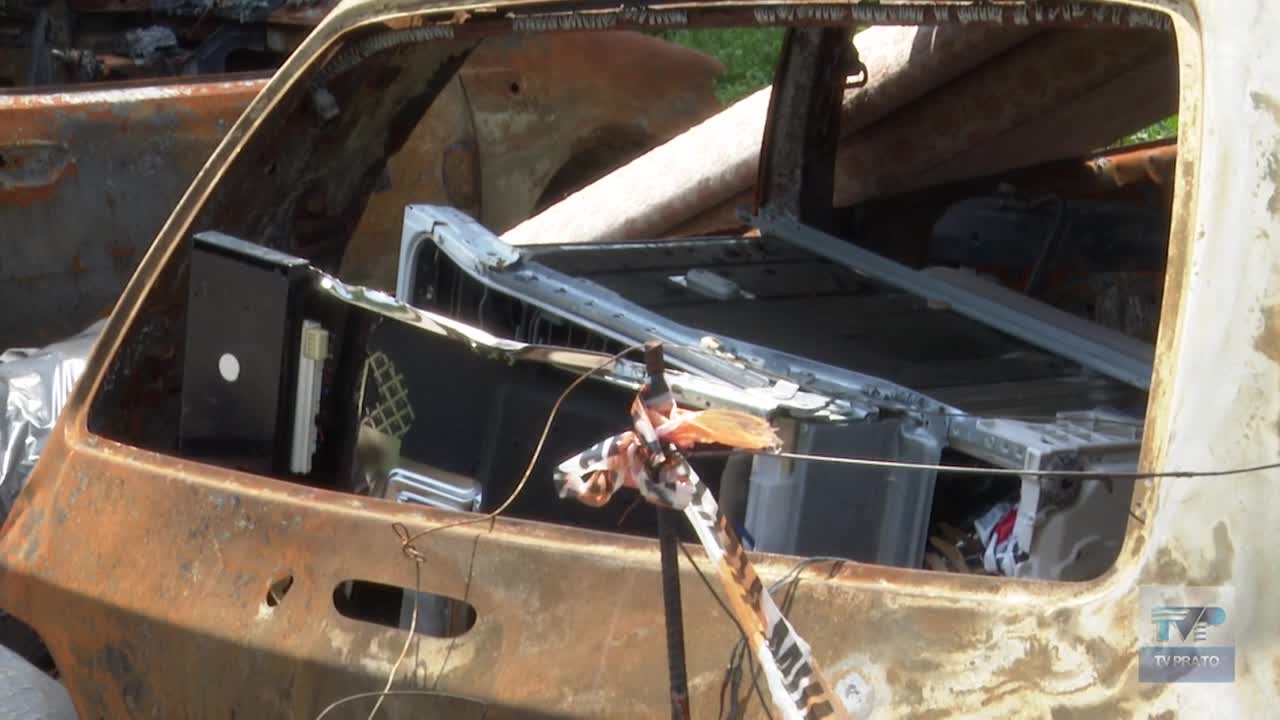 Chiesanuova, San Giusto, Maliseti: le carcasse cassonetto si moltiplicano in città