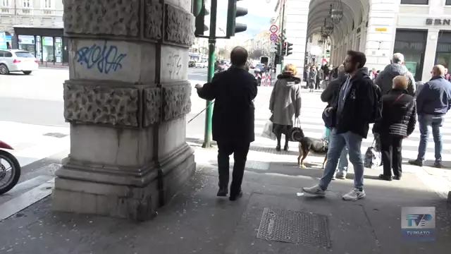 Letismart, il bastone hi tech che aiuta ciechi e ipovedenti ad essere più autonomi