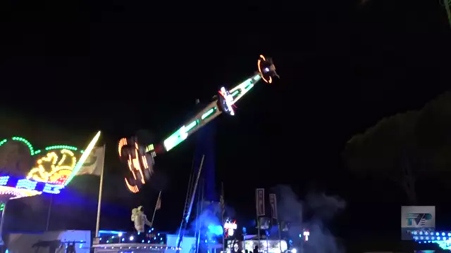 E' tempo di Luna Park: in Viale Marconi giostre, stand e banchi alimentari