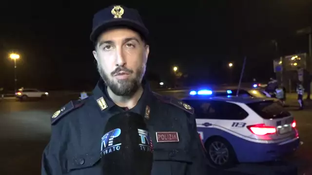 controlli della polizia al casello di Prato est